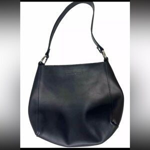 Portland leather goods shoulder bag